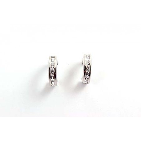 Pendientes de aro en oro blanco con circonita