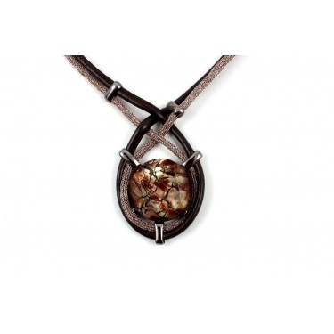 Gargantilla cuero y resina