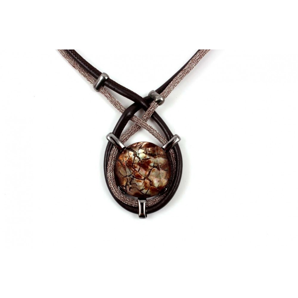 Gargantilla cuero y resina